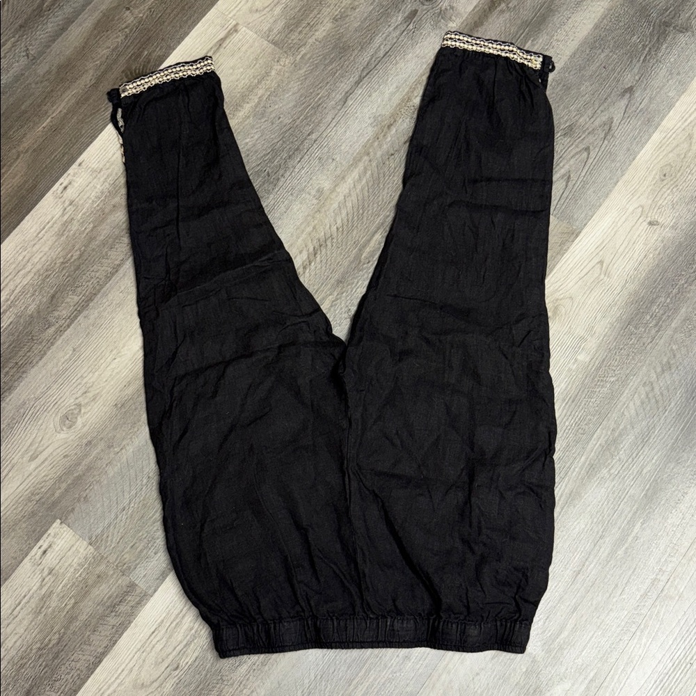 Johnny Was linen pants bottoms - Picture 4 of 5